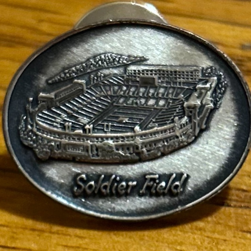 Silver Soldier Field Pin Chicago Bears
